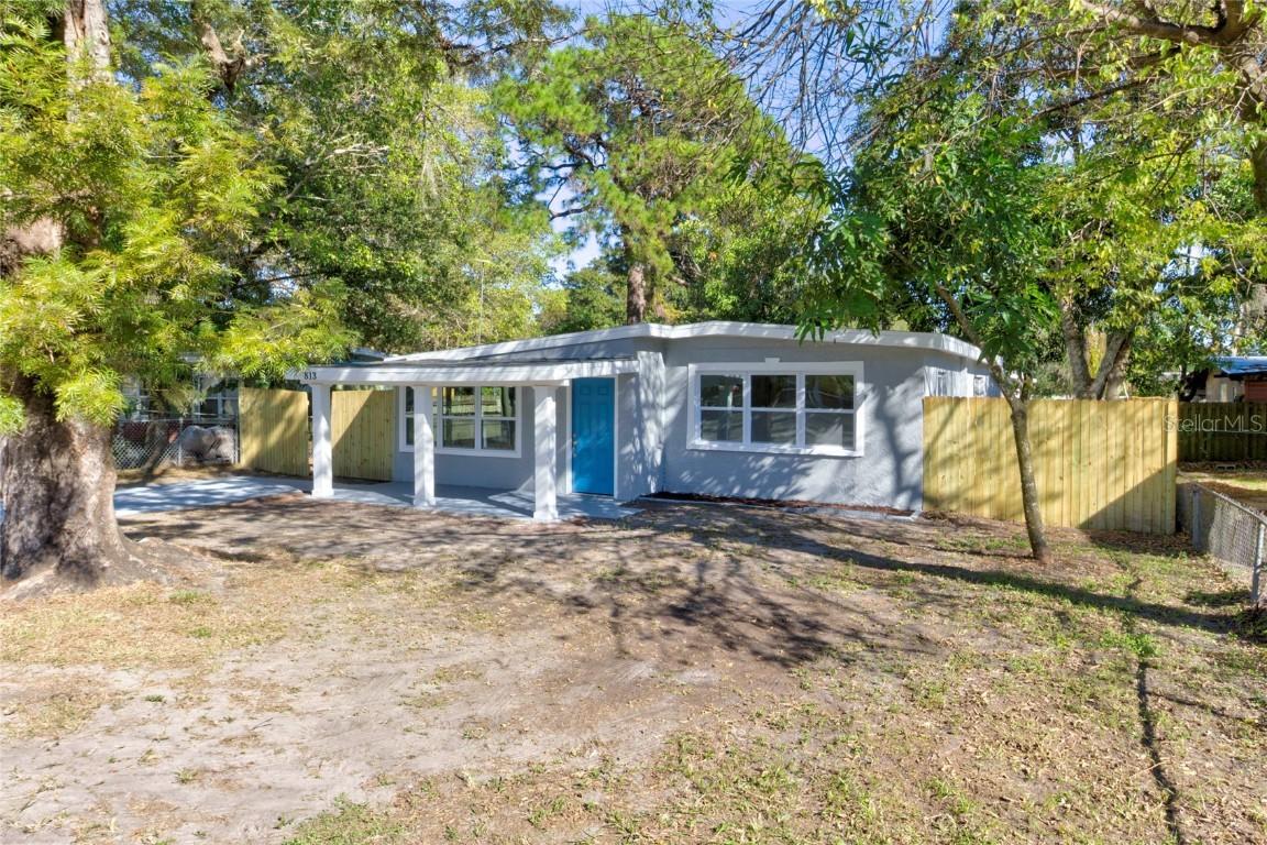 813 E 27th St., Bradenton, FL 34208