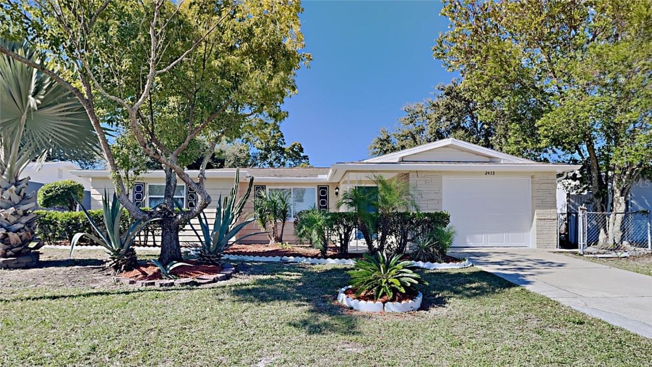 2433 Palmwood Dr., Holiday, FL 34690