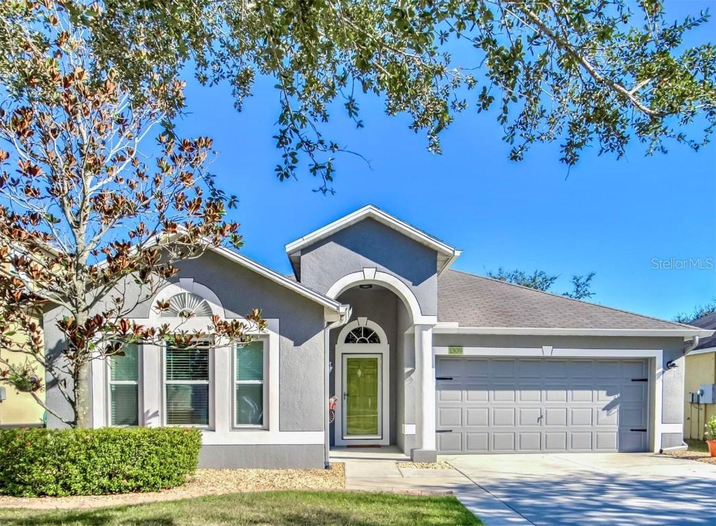 1309 Alhambra Crest Dr., Ruskin, FL 33570