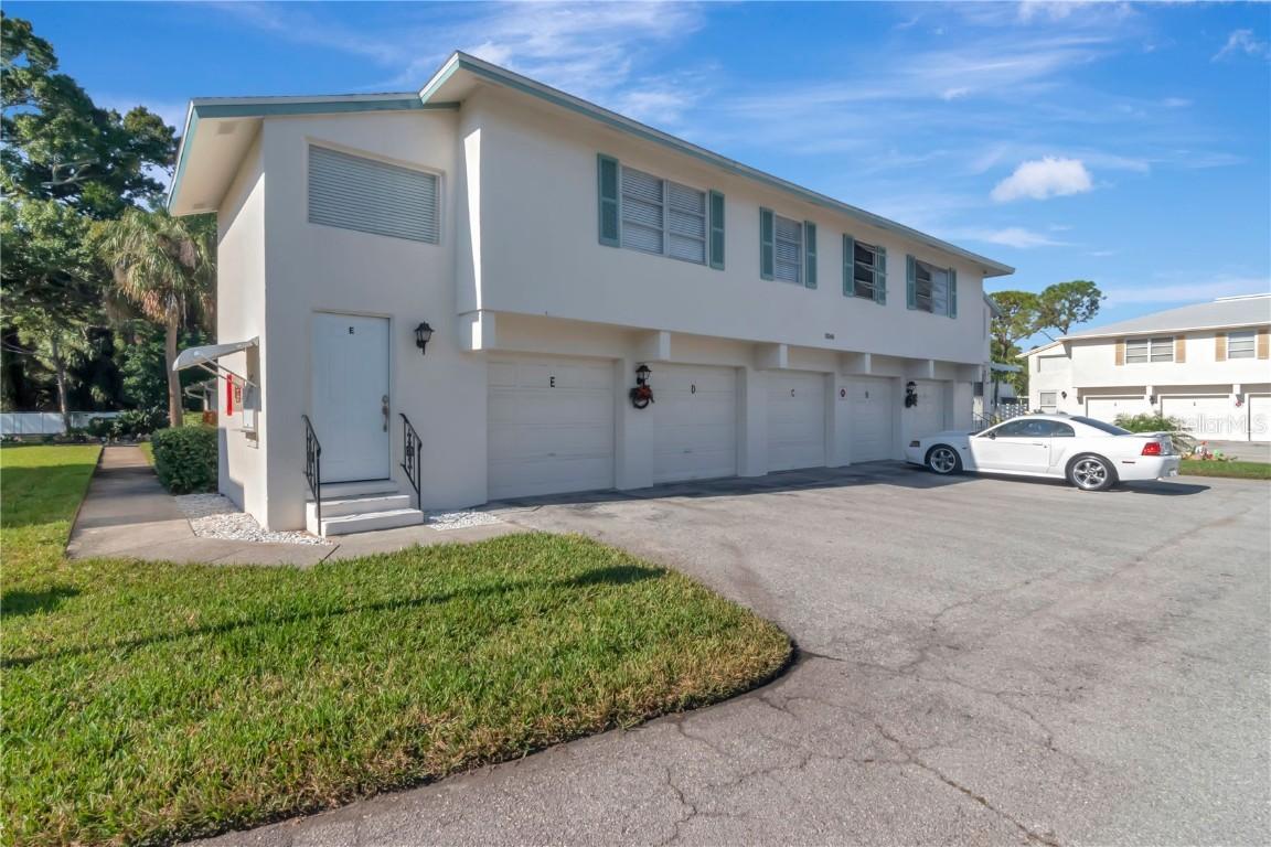 3246 40th Way #B, St Petersburg, FL 33711
