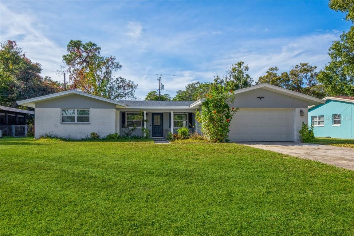 1054 Gershwin Dr., Largo, FL 33771