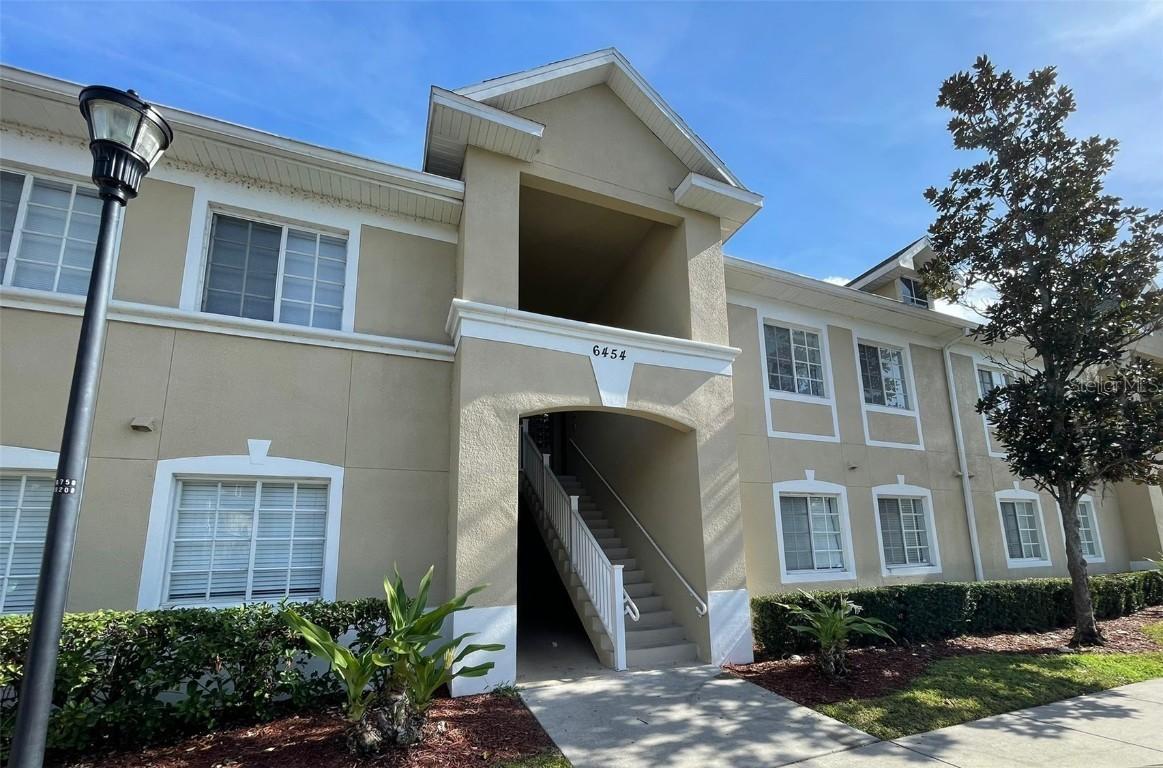6454 Cypressdale Dr. #202, Riverview, FL 33578