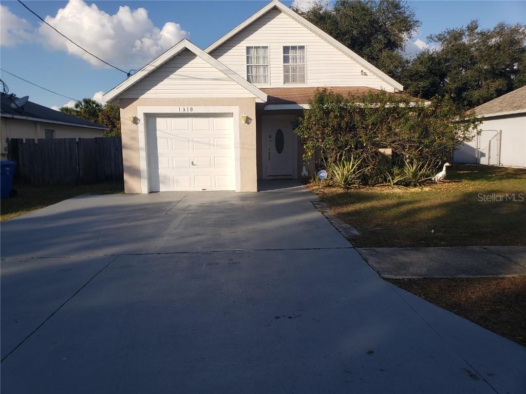 1310 Casa Bonita Ave., Ruskin, FL 33570
