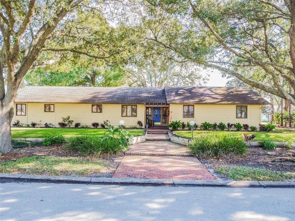 29430 Holly Ct., Wesley Chapel, FL 33543