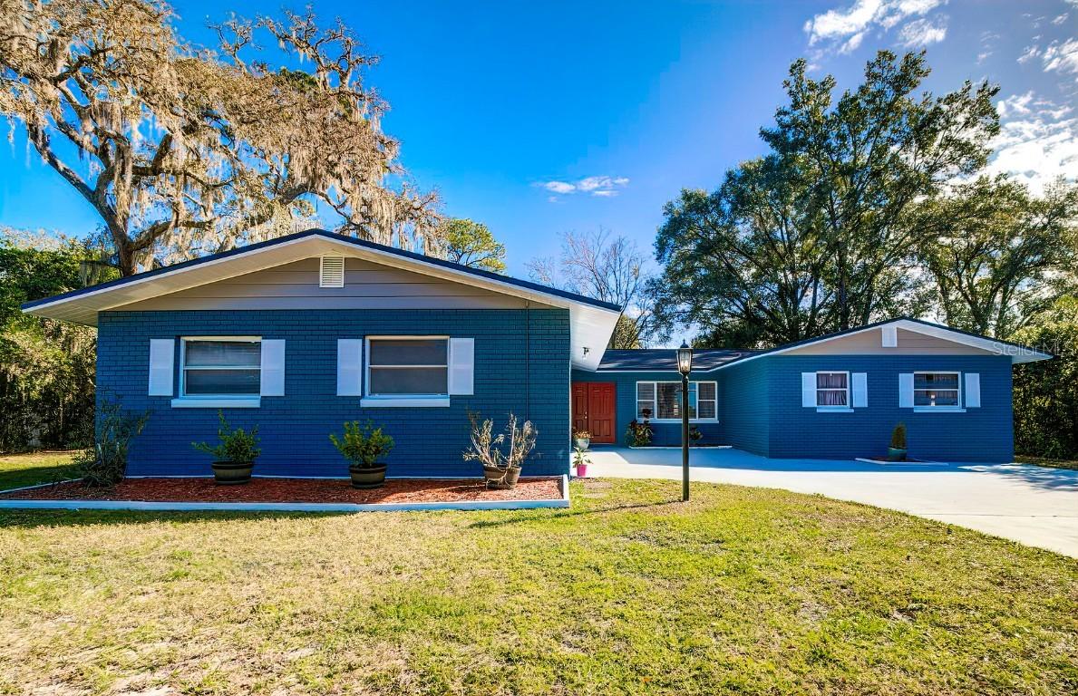 5008 Lakewood Dr., Dade City, FL 33523