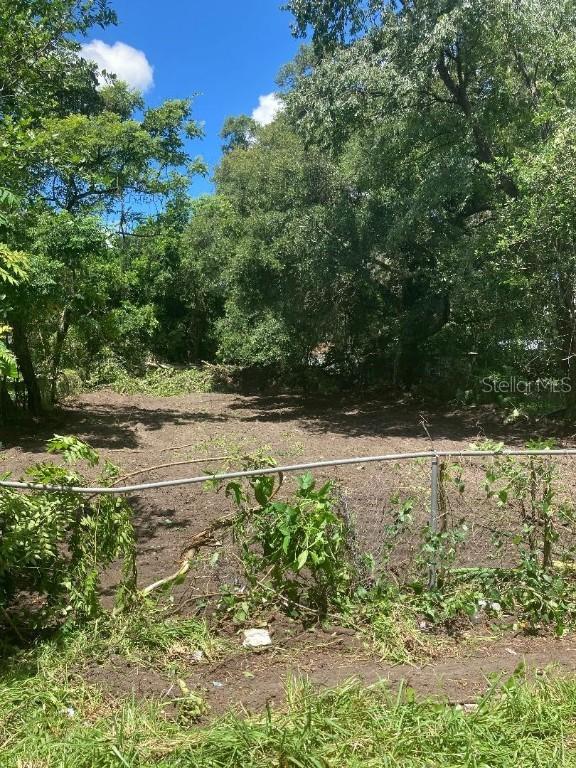15553 14th St., Dade City, FL 33523