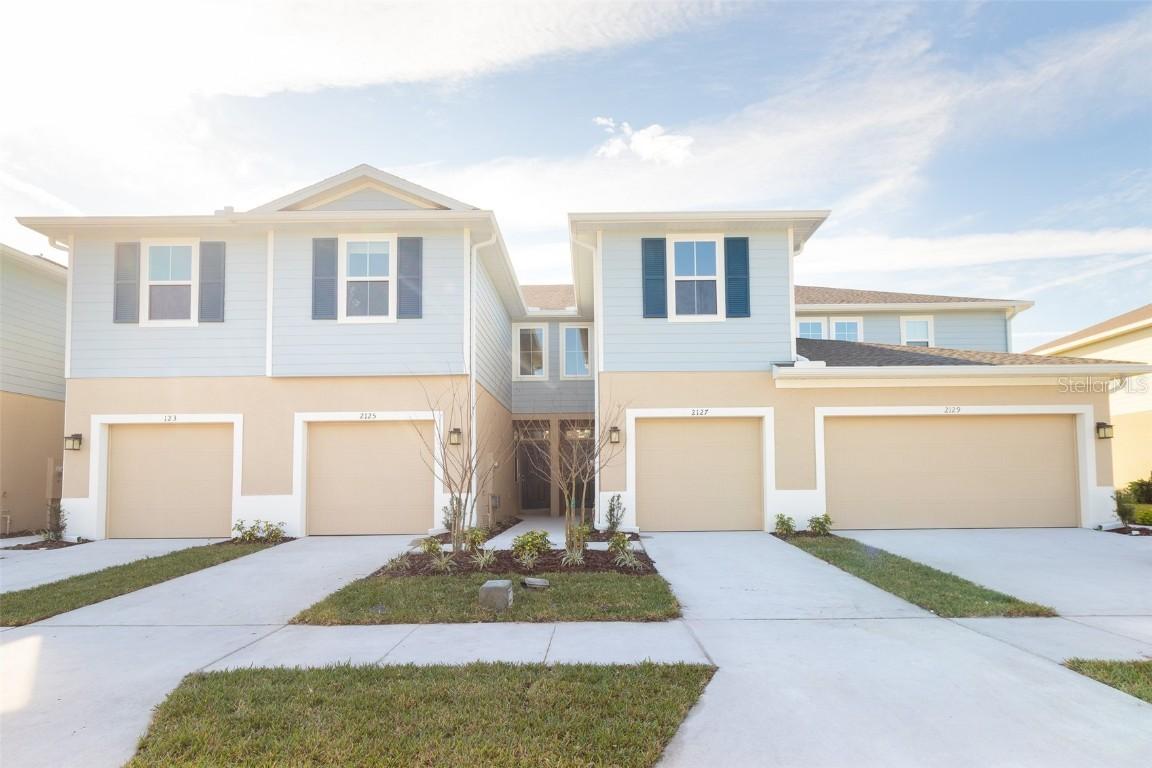 2127 Laceflower Dr., Brandon, FL 33510