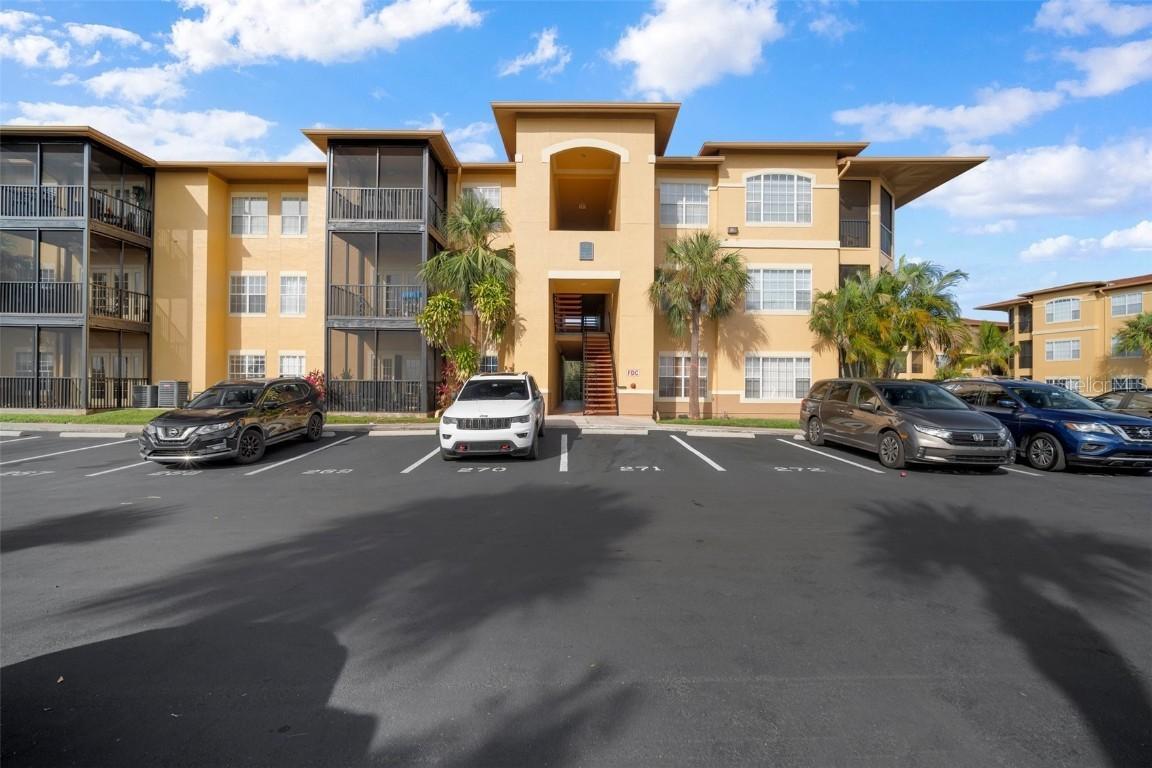 4306 Bayside Village Dr. #204, Tampa, FL 33615