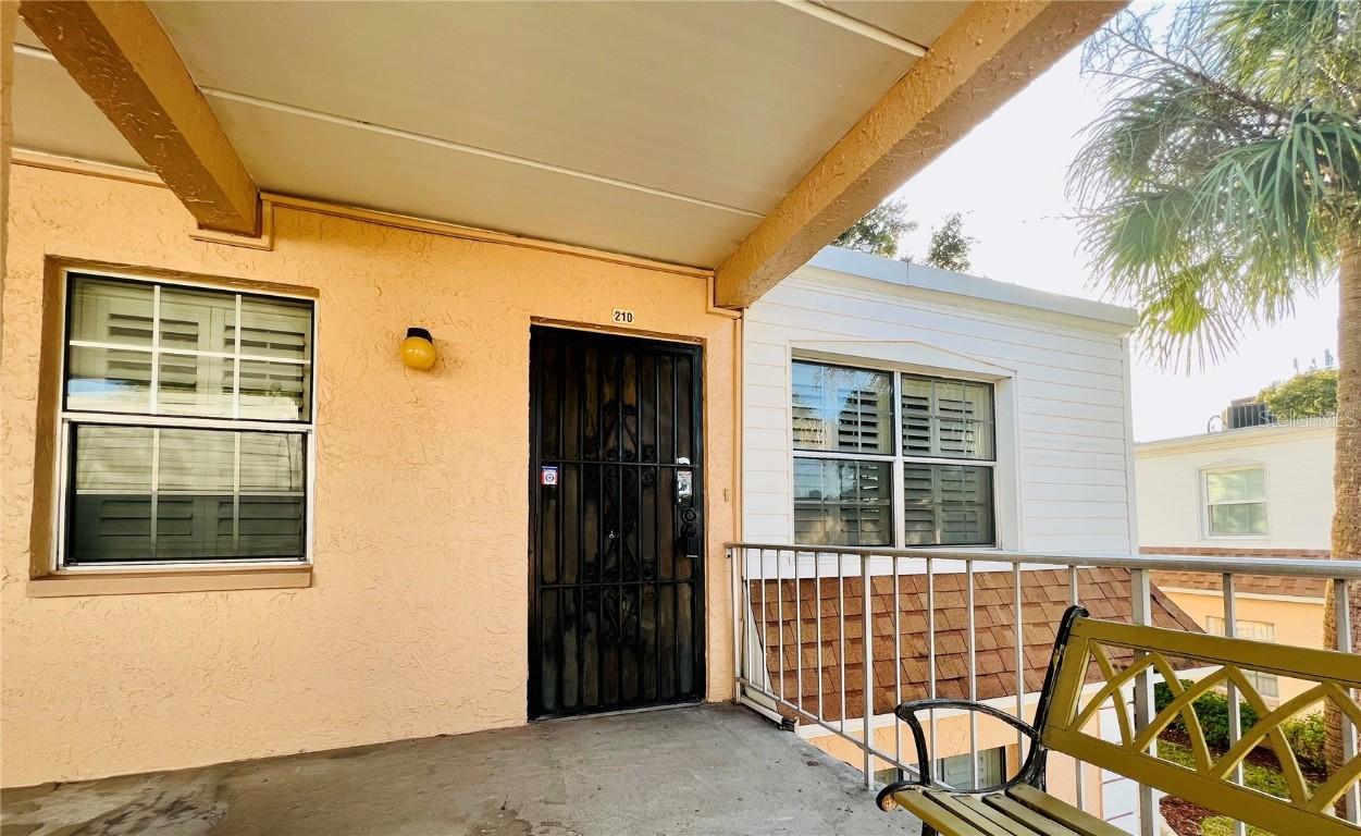 4702 Joseph Ct. #210, Tampa, FL 33614