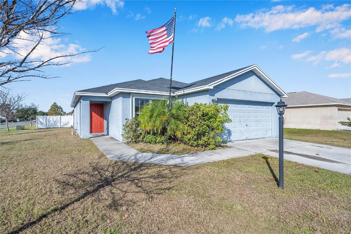 2207 13th Ave., Palmetto, FL 34221
