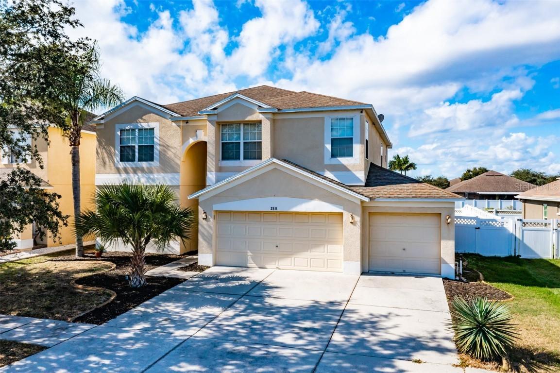 2511 Dakota Rock Dr., Ruskin, FL 33570