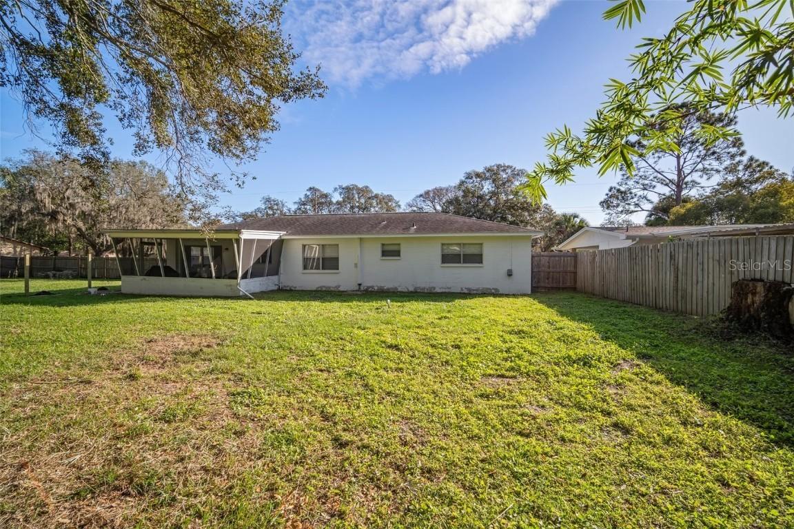 914 W Waters Ave., Tampa, FL 33604