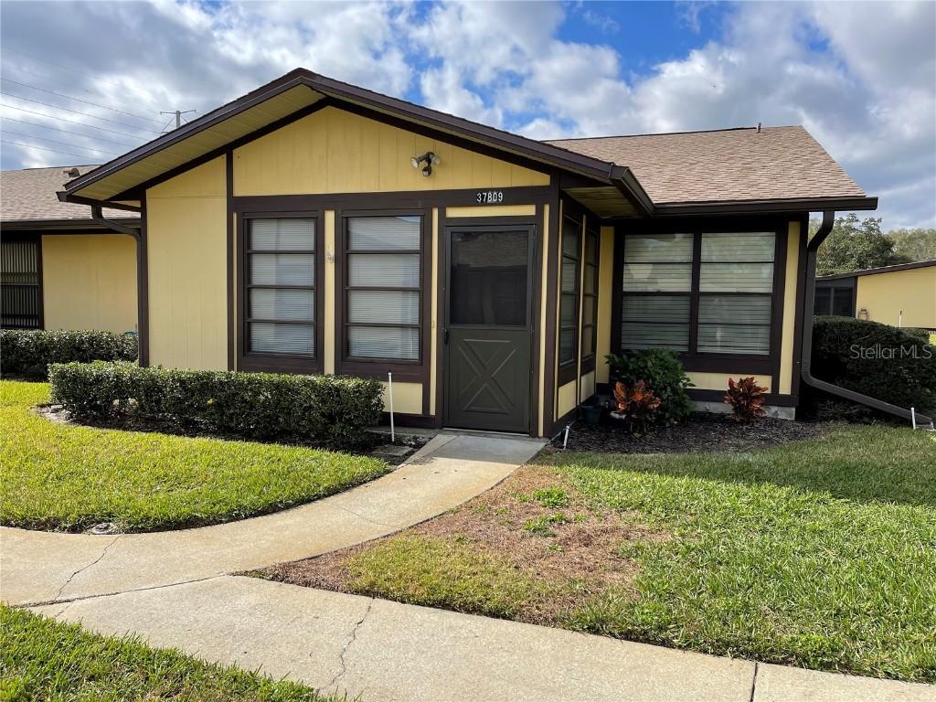 37809 Alissa Dr. #A, Zephyrhills, FL 33542