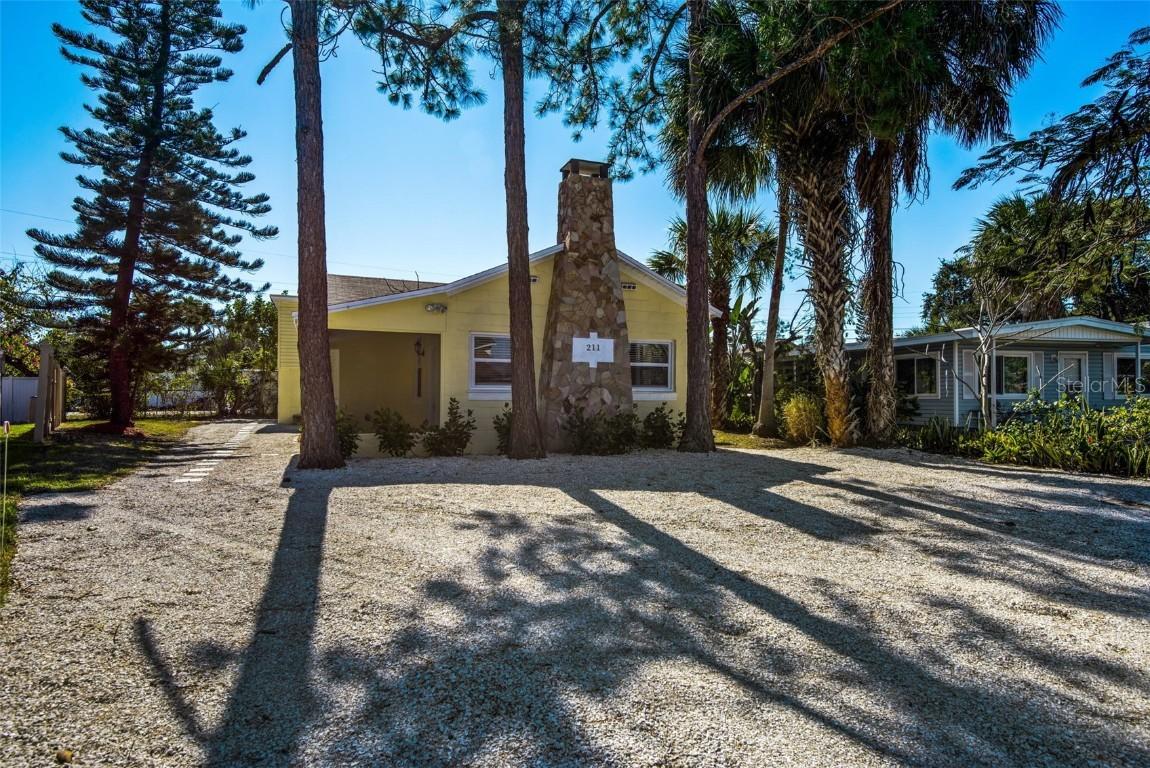 211 11th Ave., Indian Rocks Beach, FL 33785