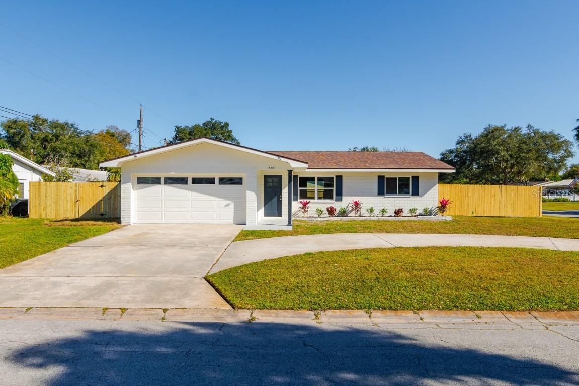 8301 120th St., Seminole, FL 33772