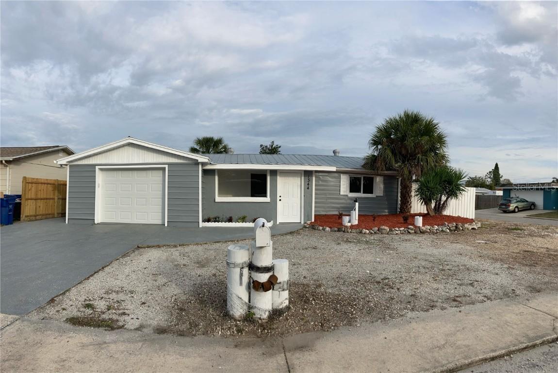 1344 Viking Dr., Holiday, FL 34691