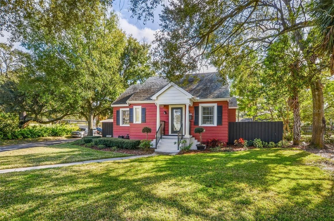 1002 W Indiana Ave., Tampa, FL 33603