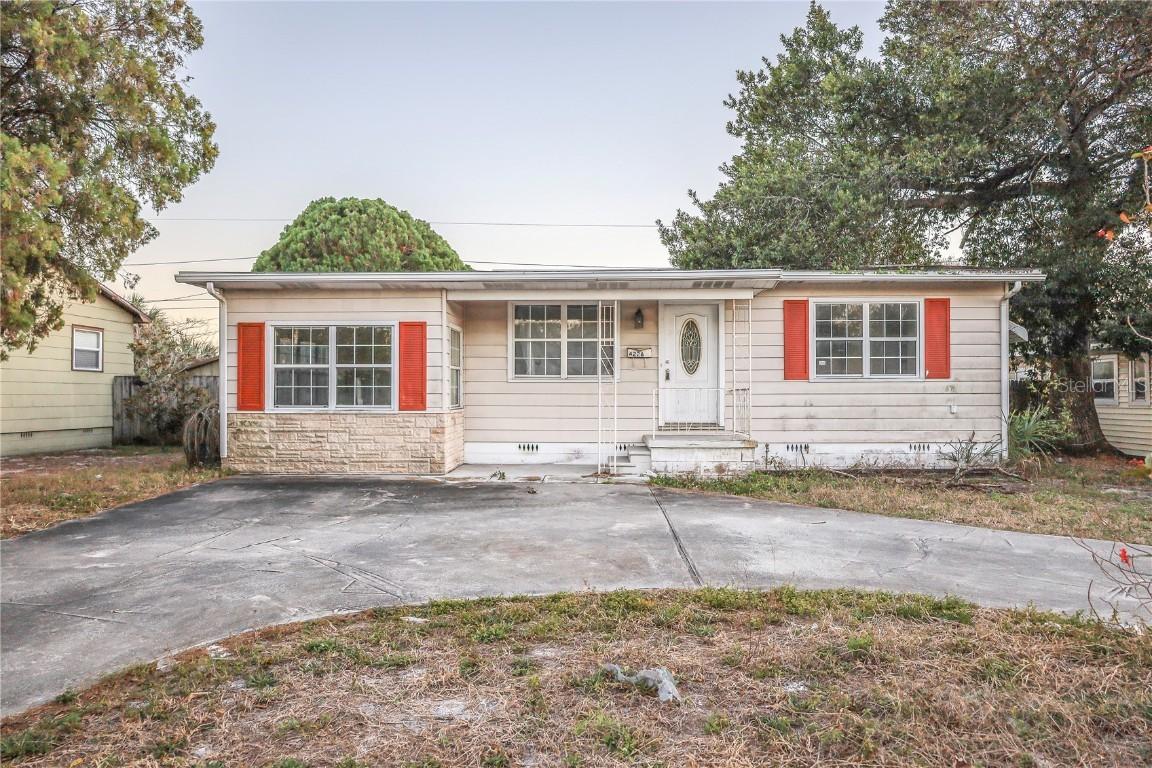 4226 5th Ave., St Petersburg, FL 33713