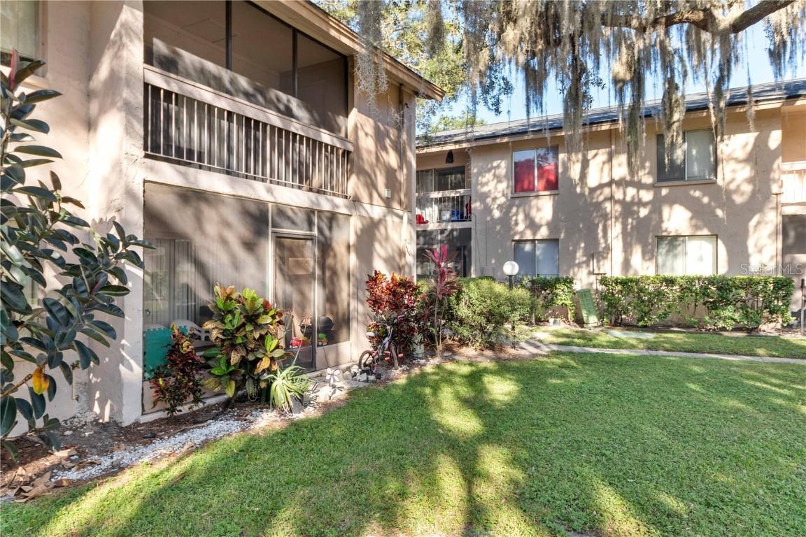 5501B Loblolly Ct. #B, Tampa, FL 33617
