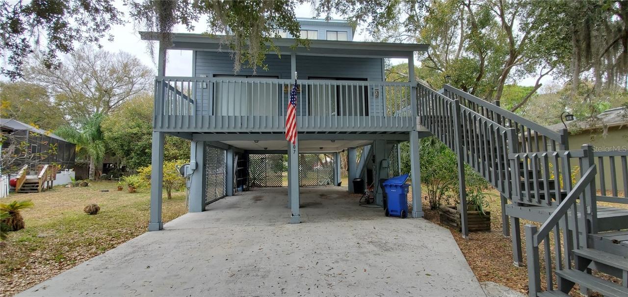 607 10th St., Ruskin, FL 33570