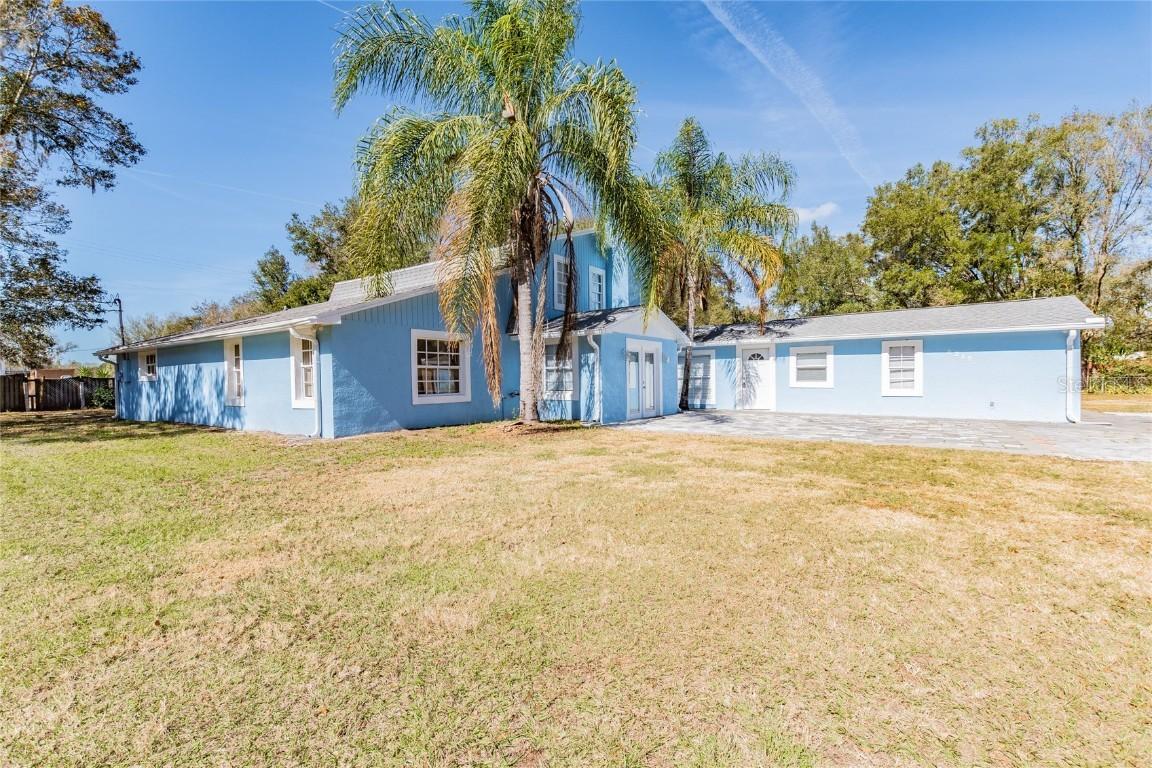 2212 Lightning Rod Ln., Plant City, FL 33565