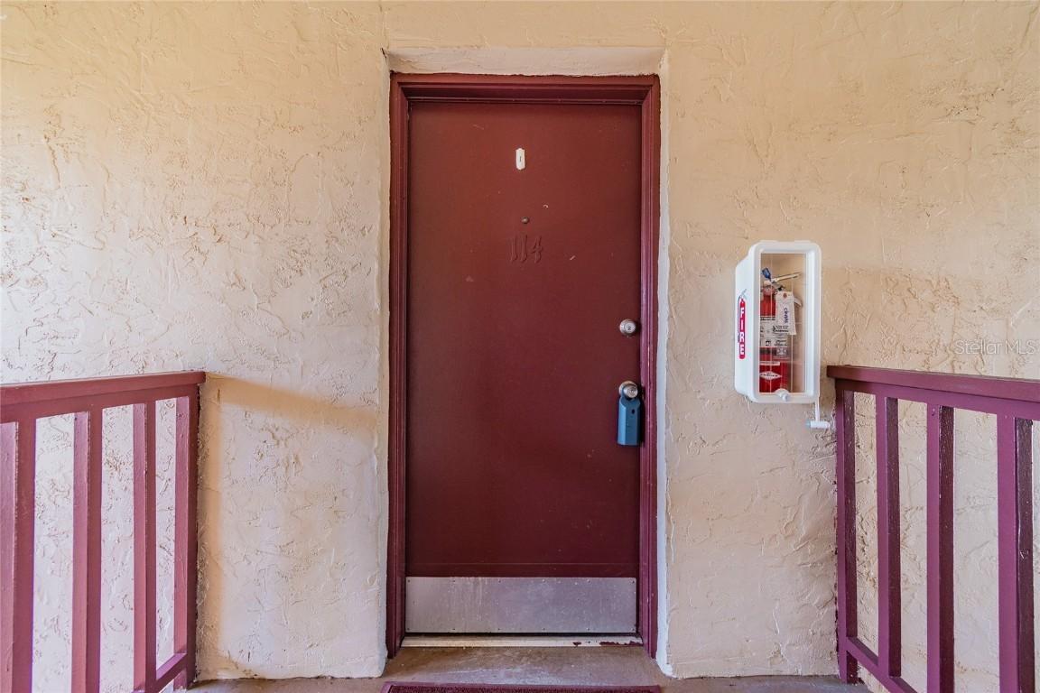 3828 N Lake Dr. #114, Tampa, FL 33614