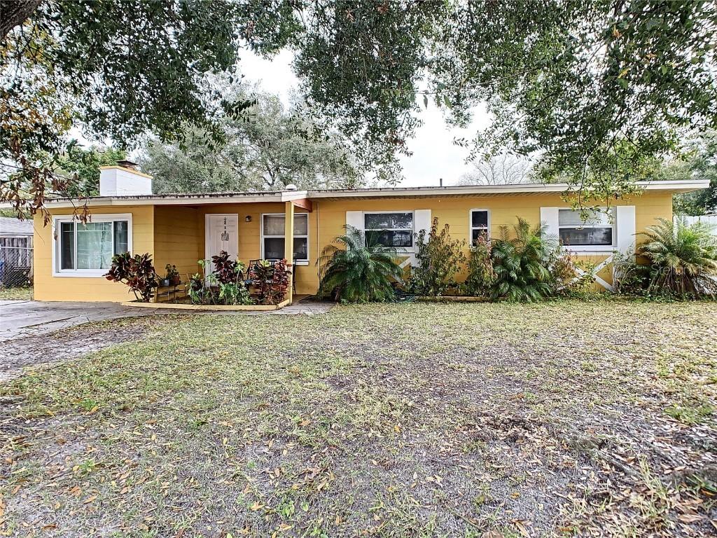 712 Flame Tree Rd., Tampa, FL 33619