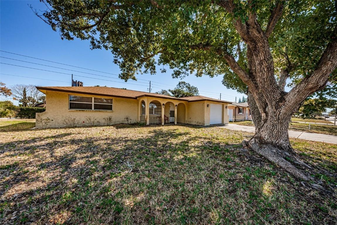 11800 Paige Dr., Port Richey, FL 34668
