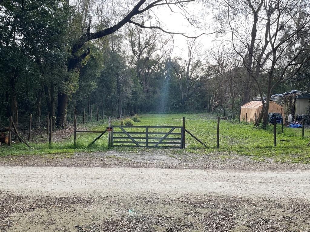 468 Jenkins Ave., Brooksville, FL 34604