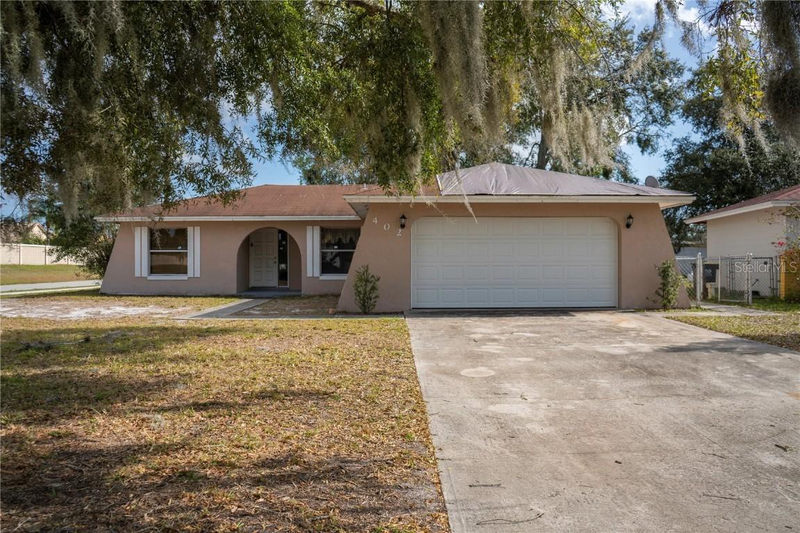 402 Cart Ct., Poinciana, FL 34759