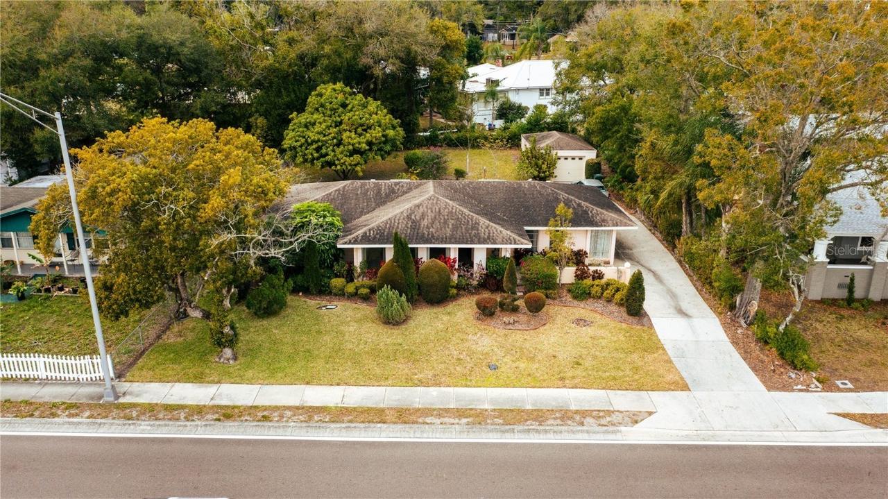 811 Sikes Blvd., Lakeland, FL 33815