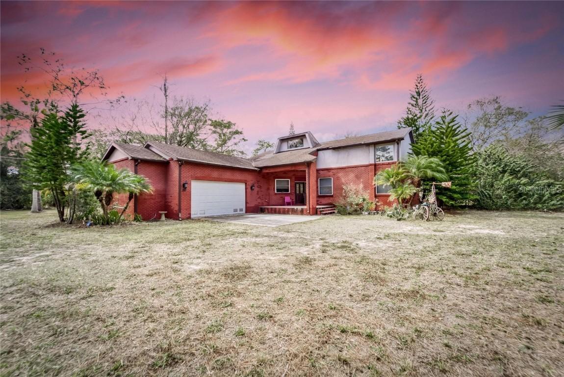 1607 27th St., Ruskin, FL 33570