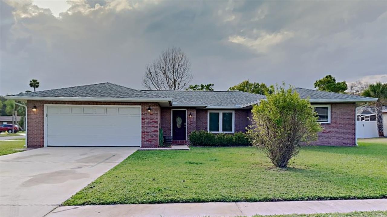 1297 Cimarron Cir., Palm Bay, FL 32905