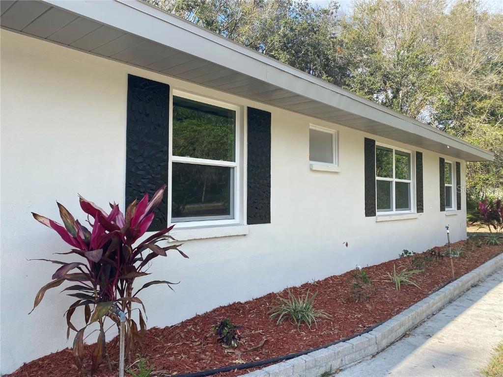 1111 Cedar Lake Dr., Tampa, FL 33612