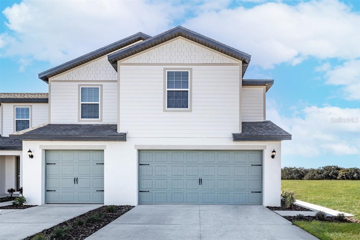 1561 Wynford Cir., Tavares, FL 32778