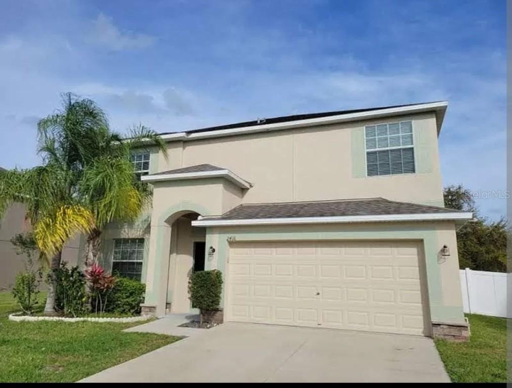 2416 Dakota Cliff St., Ruskin, FL 33570