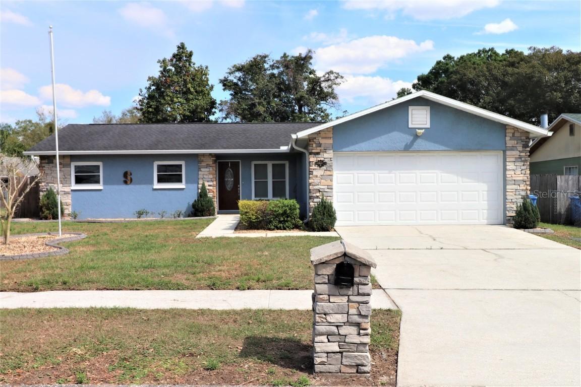 320 Brandywine Dr., Valrico, FL 33594