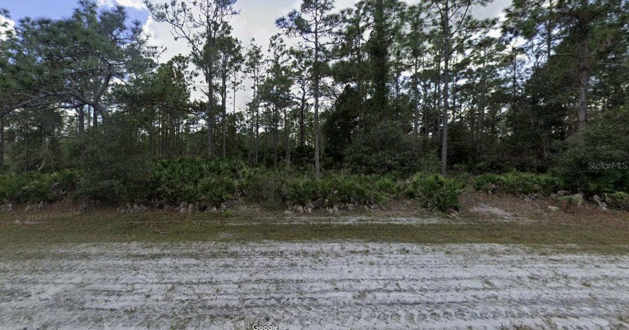 1023 Japonica Ave., Indian Lake Estates, FL 33855