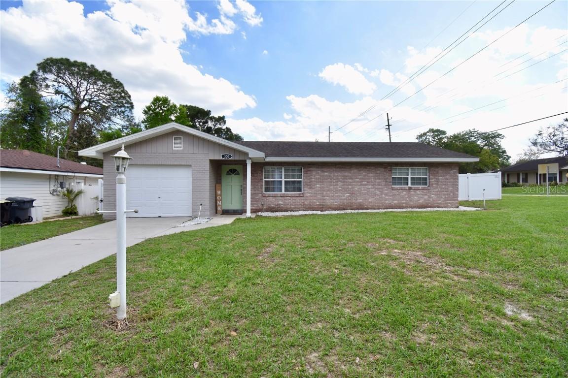 300 Bayou Rd., Winter Haven, FL 33884
