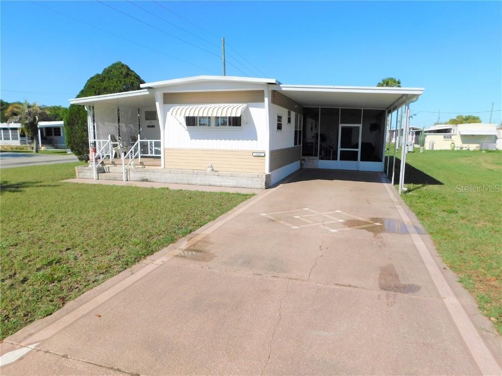 5227 Betty St., Zephyrhills, FL 33542