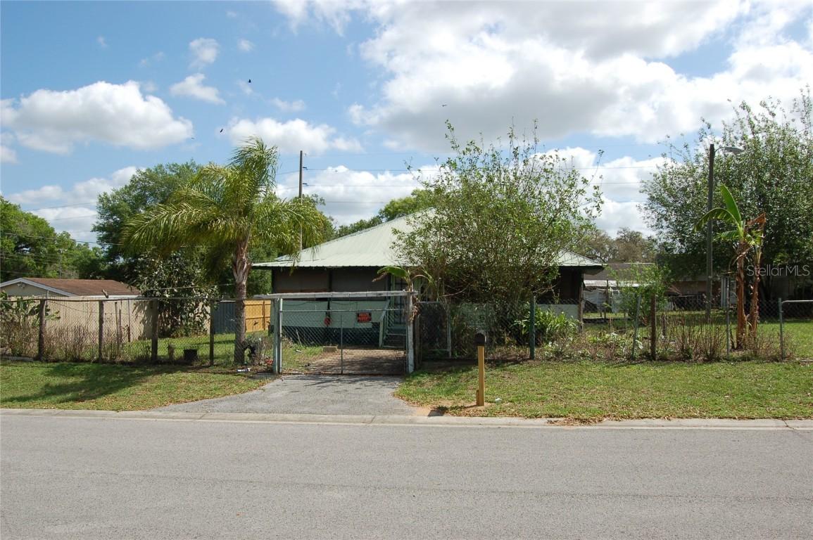 15034 Lee Ave., Dade City, FL 33523