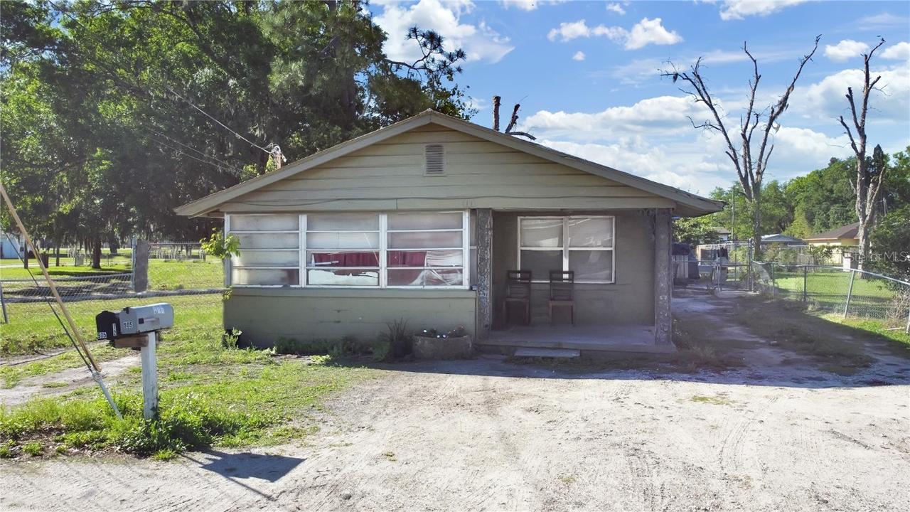 905 W Ball St., Plant City, FL 33563