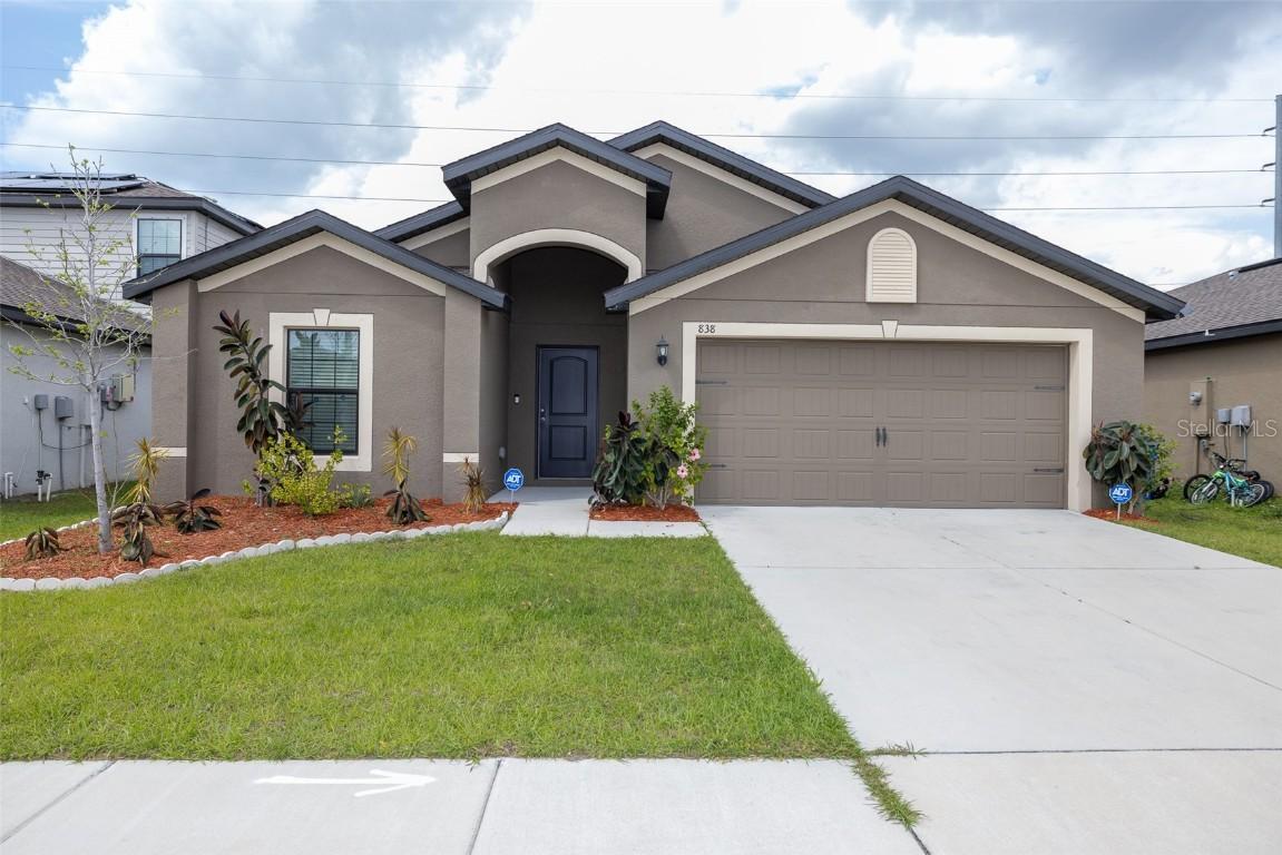 838 Chatham Walk Dr., Ruskin, FL 33570