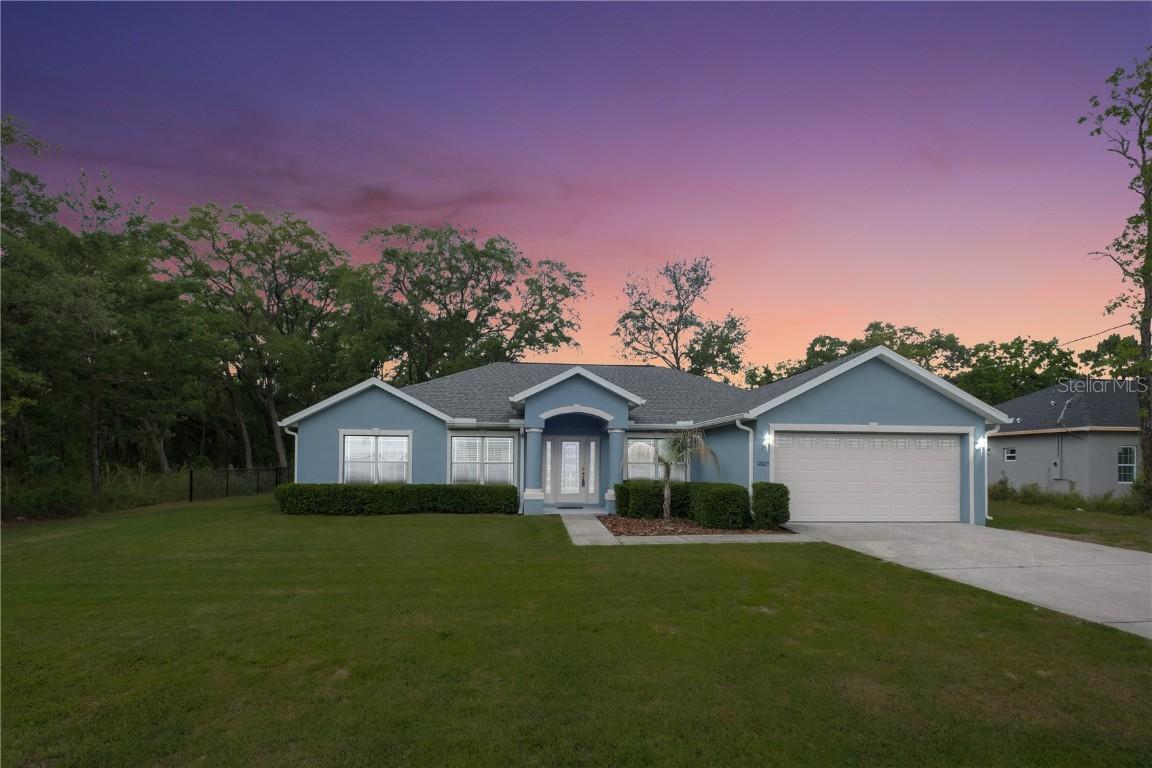 12025 Pine Warbler Ave., Weeki Wachee, FL 34614