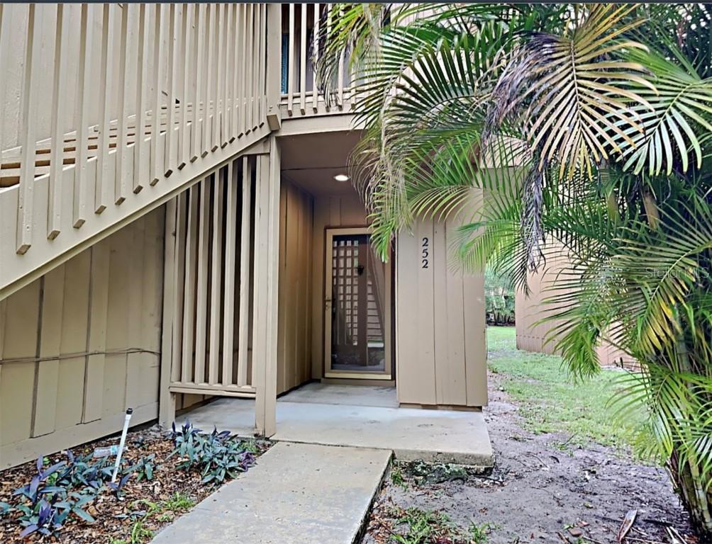 252 Crown Oaks Way #102, Longwood, FL 32779