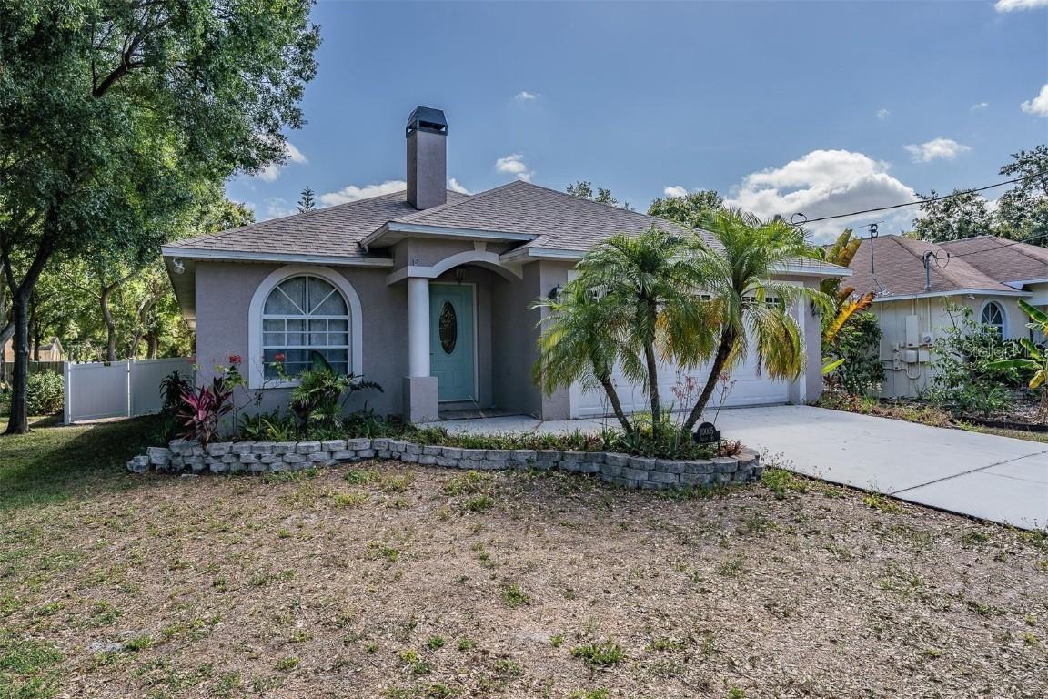 10005 Oslin St, Tampa, FL 33615