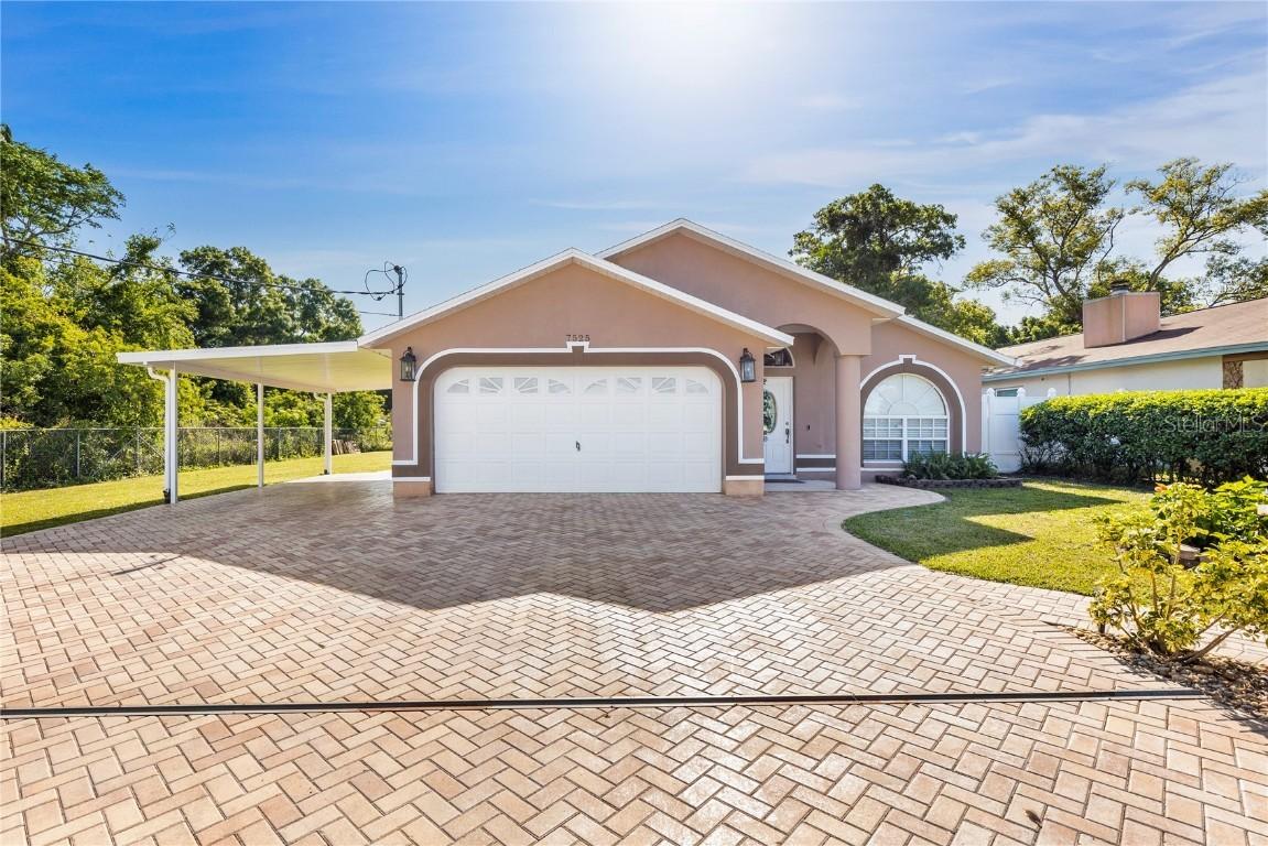 7525 Blossom Ave., Tampa, FL 33614