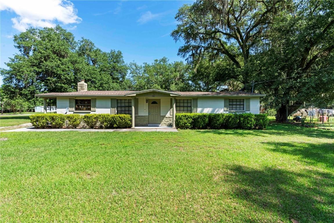 6210 Thonotosassa Rd., Plant City, FL 33565