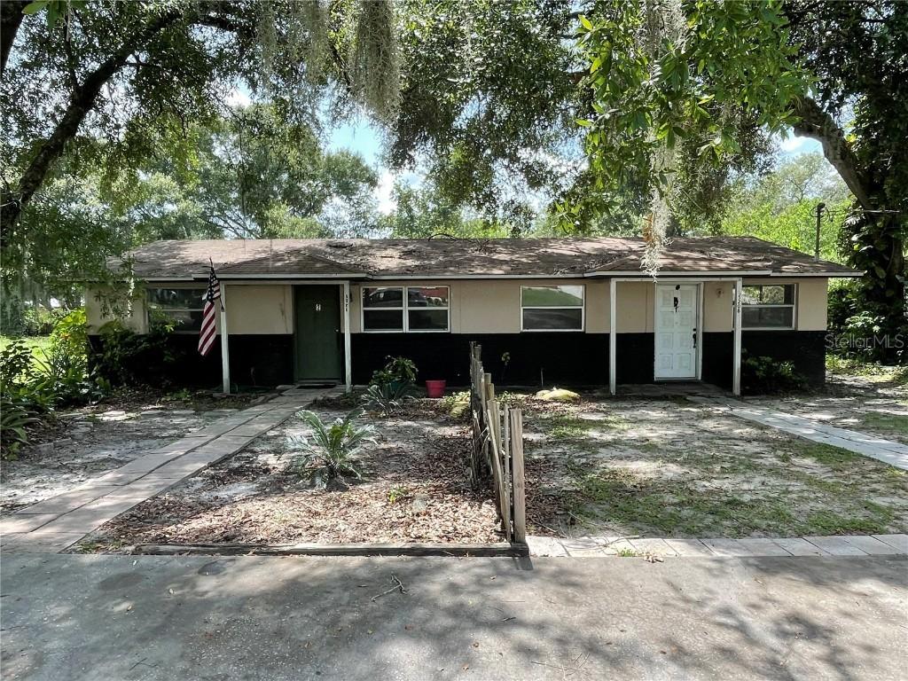 5208 Lloyd St., Seffner, FL 33584