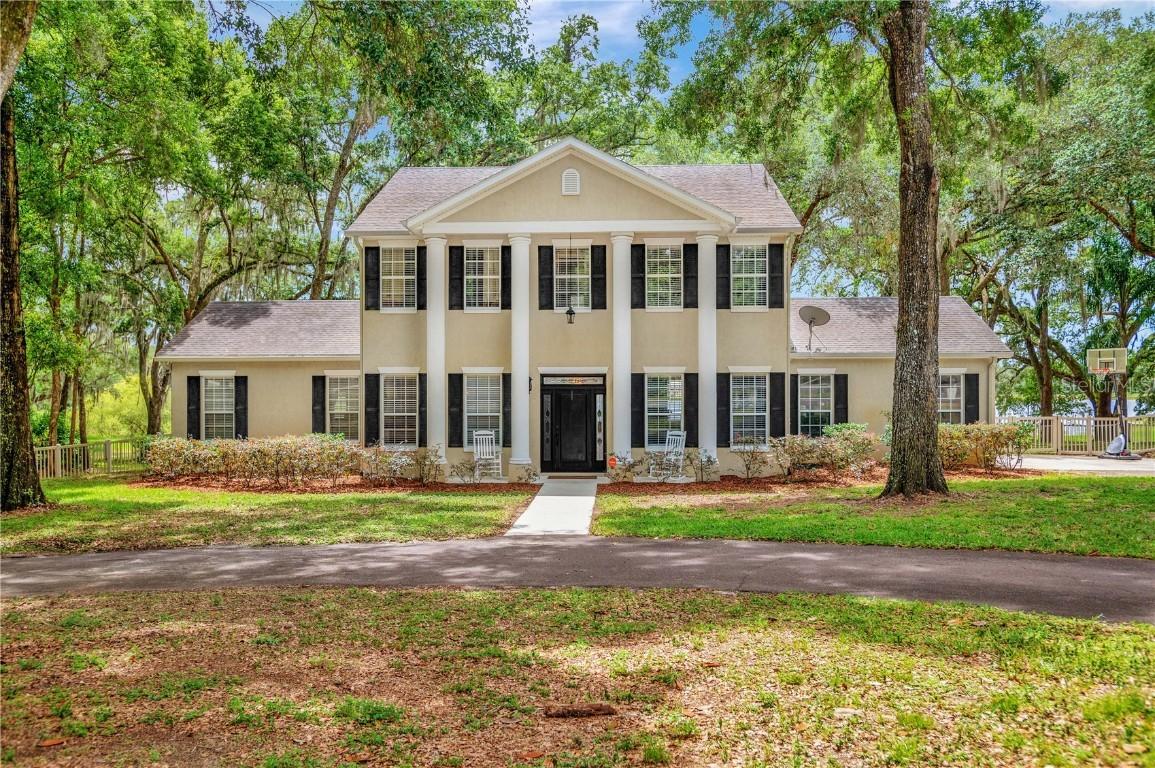 14050 Grandeur Way, Dade City, FL 33525